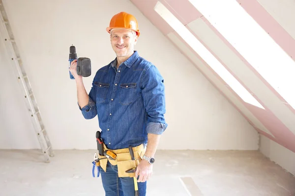 Smiling Mature Handyman Wearing Safety Helmet Handyman Belt While Holding — Stock Photo, Image