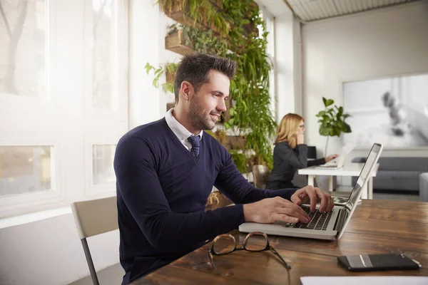 Shot Financial Assistant Businessman Sitting Office Desk Working Laptop — Stock Photo, Image