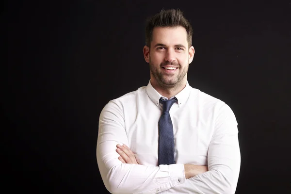 Estudio Retrato Hombre Confiado Usando Camisa Corbata Mientras Está Pie — Foto de Stock