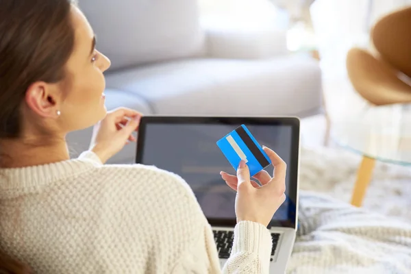 Rear View Shot Woman Holding Her Bank Card Her Hand — Stock Photo, Image