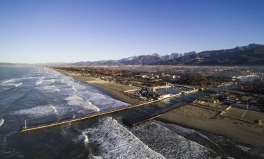 Cinquale Houseboat, Massa, Toskana havadan görünümü