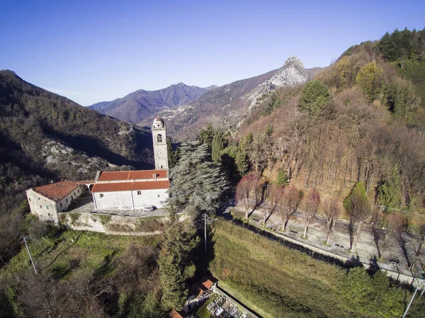 Auan Alpleri 'ndeki Stazzema Köyü, Versilia, Toskana