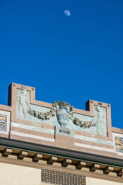 Viareggio: stile özgürlük dettagli di uno dei tanti palazzi 