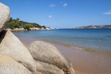 Nelson Beach, Sardunya, İtalya