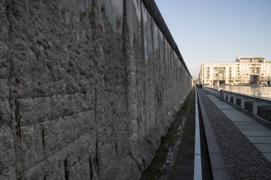 Berlino, parti del muro ancora in piedi 
