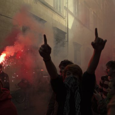 Lucca, İtalya: öğrenci protestosu