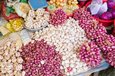 Cai Be Piyasa Oyalaması