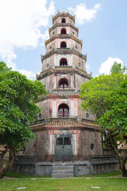 Thien Mu Pagoda Rengi