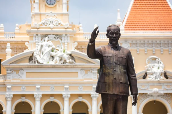 Monumento a Ho Chi Minh —  Fotos de Stock