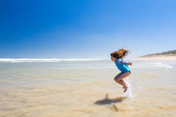 Happy Kids on Beach — Stock Photo, Image