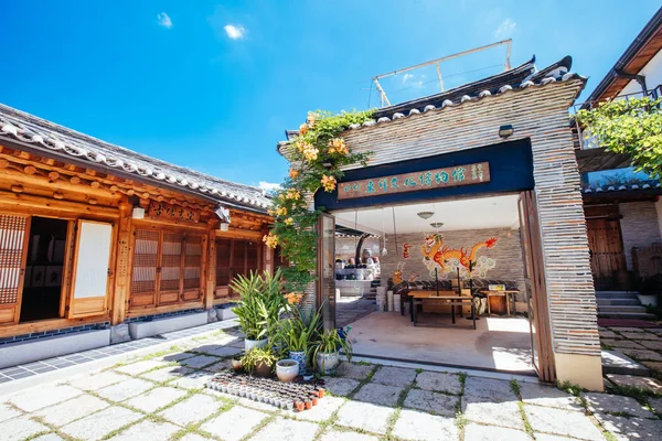 Bukchon Hanok Village in Corea del Sud — Foto Stock