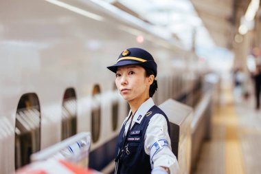 Shinkansen Kurşun Tren Personeli