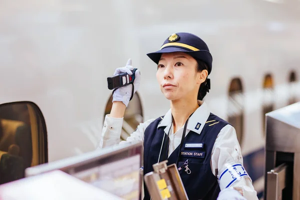 Shinkansen Kurşun Tren Personeli — Stok fotoğraf