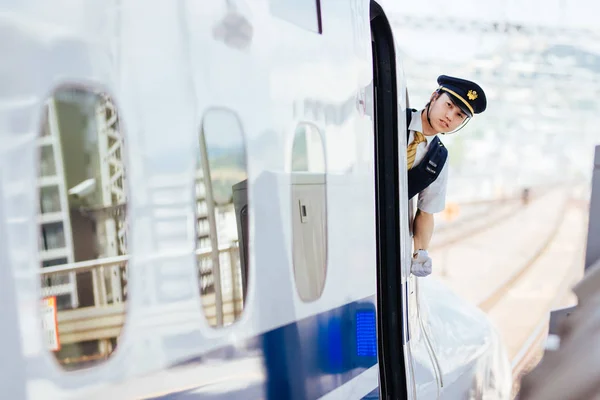 Shinkansen Kurşun Tren Personeli — Stok fotoğraf