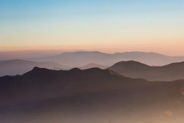 Mt Буллер панорамою заходу сонця — стокове фото