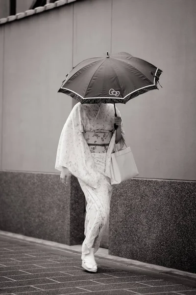 Mulher japonesa Vestida em Kimono — Fotografia de Stock