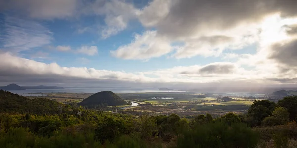 Vista do Lago Taupo — Fotografia de Stock