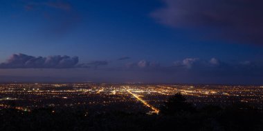 Yeni Zelanda'daki Cashmere Hill'den Christchurch üzerinden görüntüle