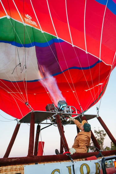 Hot Air Balloon Inflating in Australia — Stock Photo, Image