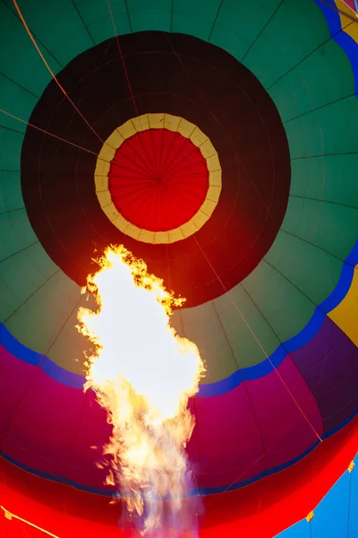 Hot Air Balloon Inflating in Australia — Stock Photo, Image