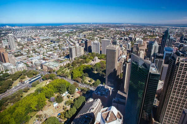 Luchtfoto van Sydney kijkend naar het oosten richting Hyde Park — Stockfoto