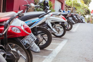 Bali Endonezya 'da Ubud Sokağı Sahnesi