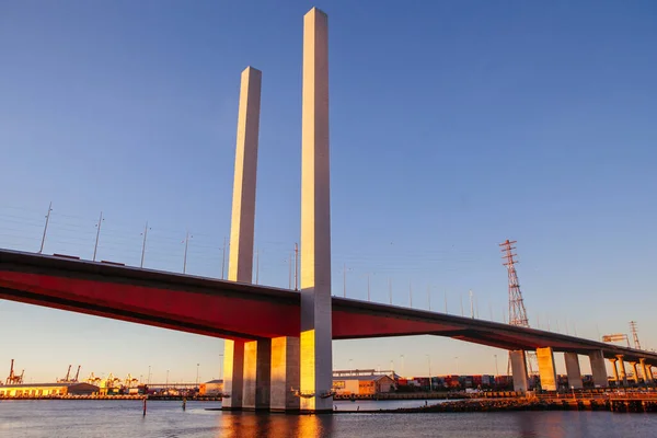 Boltebron vid skymningen i Melbourne — Stockfoto