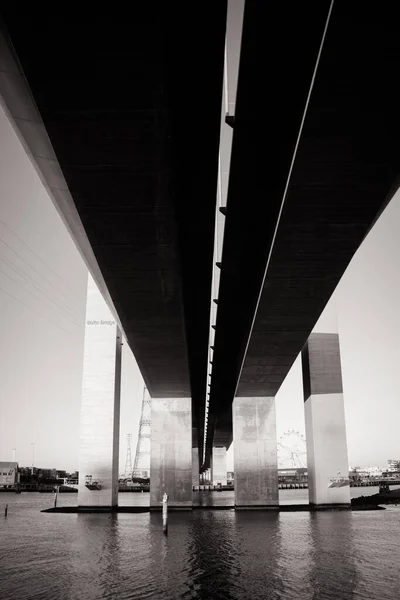 墨尔本杜斯克的Bolte桥 — 图库照片