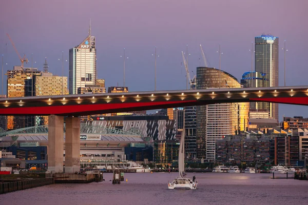 Melbourne Skyline o zmierzchu w Victoria Australia — Zdjęcie stockowe