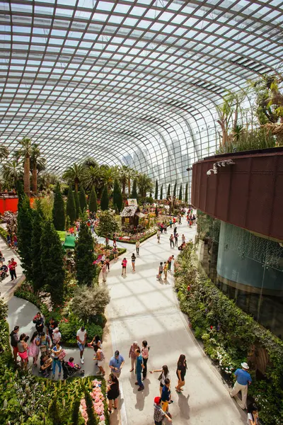 Gardens By The Bay in Singapore — Stock Photo, Image