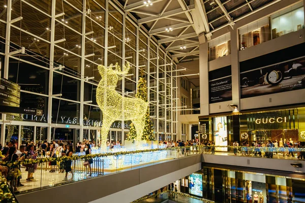 Marina Bay Sands Shopping Centre — Stock Photo, Image