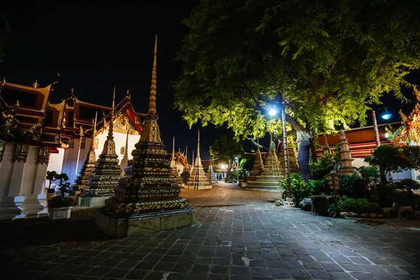 Wat Phra Chetuphon en Bangkok Tailandia — Foto de Stock