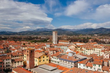 Lucca üzerinden İtalya 'ya bak