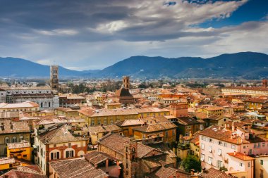 Lucca üzerinden İtalya 'ya bak