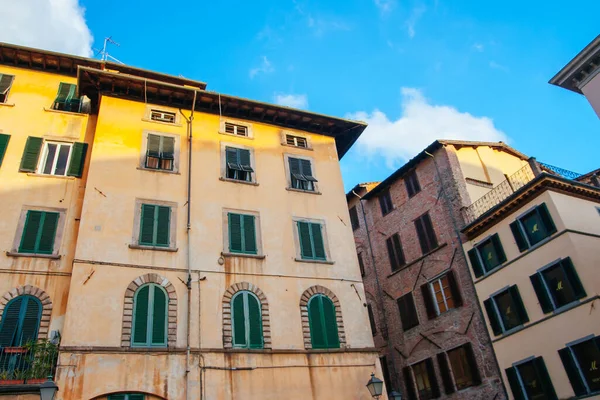 Arquitetura italiana em Lucca Itália — Fotografia de Stock