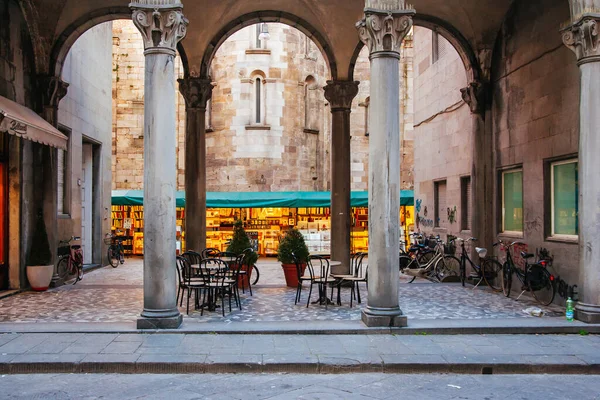Ιταλική Αρχιτεκτονική στη Λούκα Ιταλία — Φωτογραφία Αρχείου