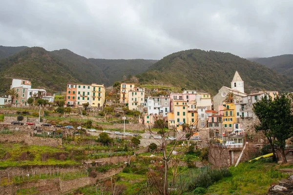 Vista verso Corniglia in Italia — Foto Stock