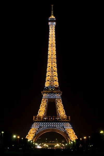 Uitzicht op de Eiffeltoren in Frankrijk — Stockfoto