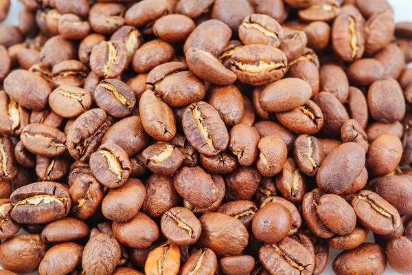 Kaffebönor som isolerat objekt — Stockfoto