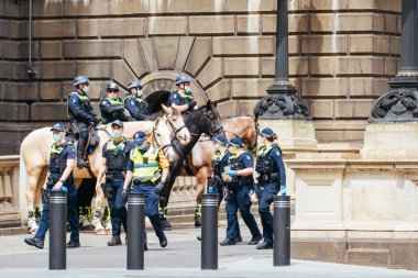 Coronavirus salgını sırasında Melbourne Polis Devriyesi