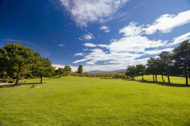 NAGANO, JAPONYA - 20 Eylül 2024: Kawanakajima Eski Savaş Alanı Miras Parkı açık bir sonbahar sabahı Japonya 'nın Nagano kentinde
