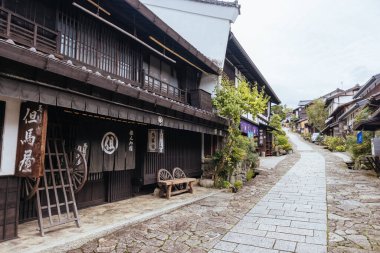 MAGOME, JAPONYA - 21 Eylül 2024 Japonya 'nın Nakatsugawa kasabası yakınlarındaki tarihi Magome Magome-Juku köyü