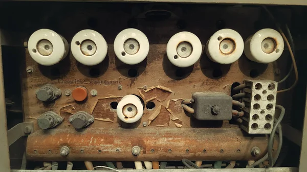 古いレトロなコントロールパネルダッシュボード. — ストック写真