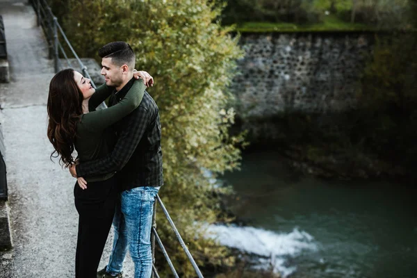 Young couple — Stock Photo, Image