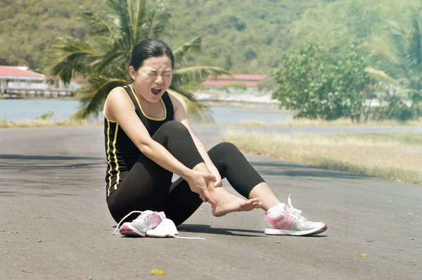 Sports Injury Woman Pain Ankle While Jogging — Stock Photo, Image