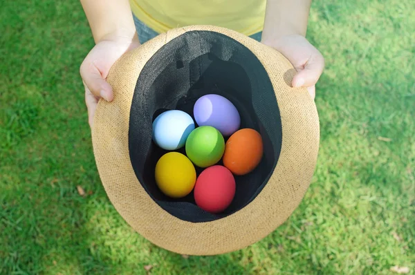 Colorful Easter Eggs Spring Summer Hat — Stock Photo, Image