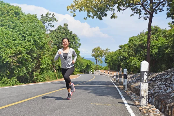 Young Fitness Woman Running Mountain Road Beautiful Nature — Stock Photo, Image