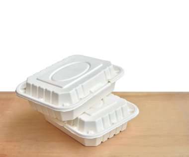 Tahta masada servis için beyaz yemek kutusu konteynırı..