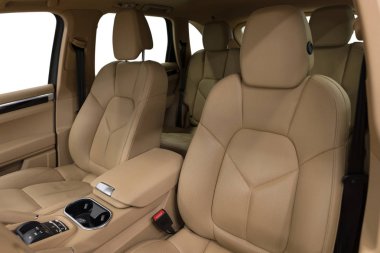 Modern lüks araba iç. Deri koltuklar. 