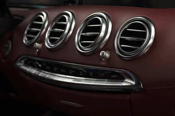 Luxo Carro Interior Detalhes Painel Couro Com Condicionado — Fotografia de Stock